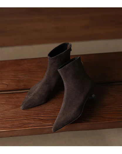 Bottines à bout pointu en daim de vachette pour femmes