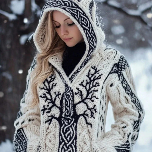 Manteau brodé nordique – Style et chaleur.