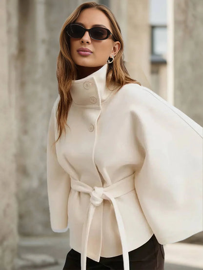 Cape Femme Élégante – Style & Ceinture