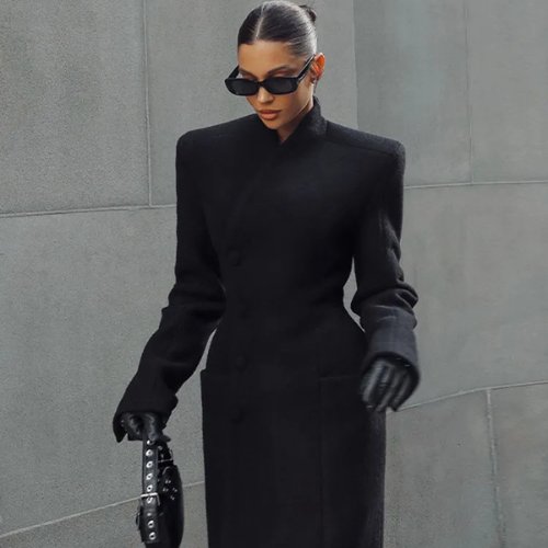 Manteau long en laine à épaulettes et taille cintrée pour femme